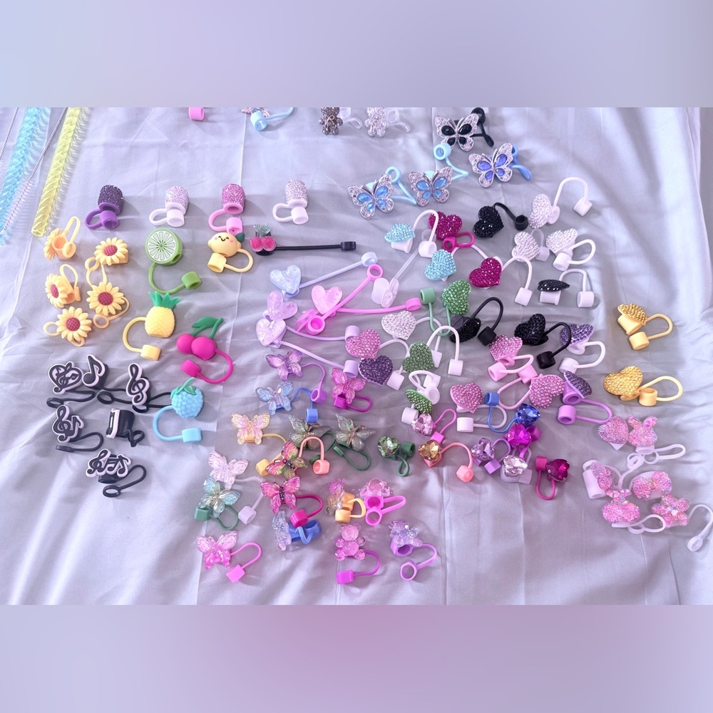 New super fun!!!🤩 straw toppers. Prevent bugs dust ect from entering beverage